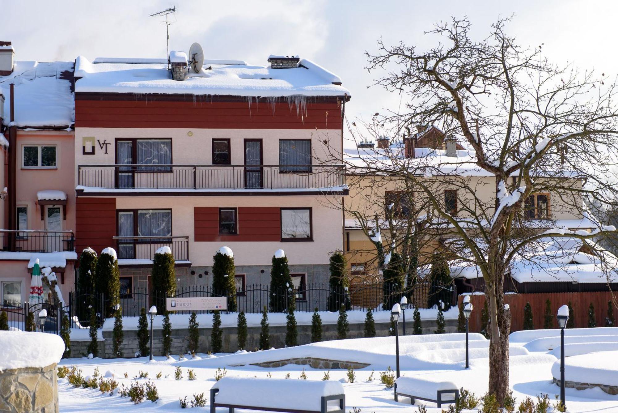 Villa Turris Apartamenty Przy Muszynskim Zamku Muszyna Extérieur photo
